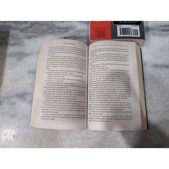 Stieg Larsson's Millennium Paperback Bundle: The Girl With The Dragon‎ Tattoo - Picture 9 of 12